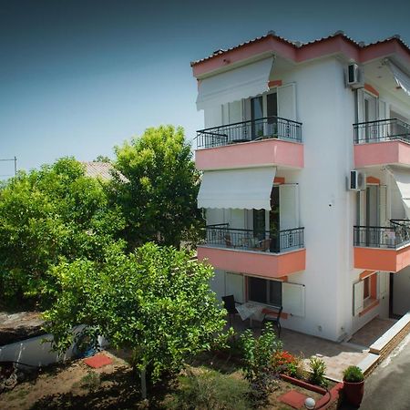 Marmaron Rooms Agiokampos  Ngoại thất bức ảnh