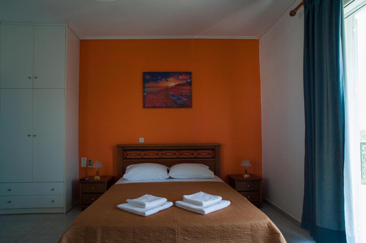 Marmaron Rooms Agiokampos  Ngoại thất bức ảnh