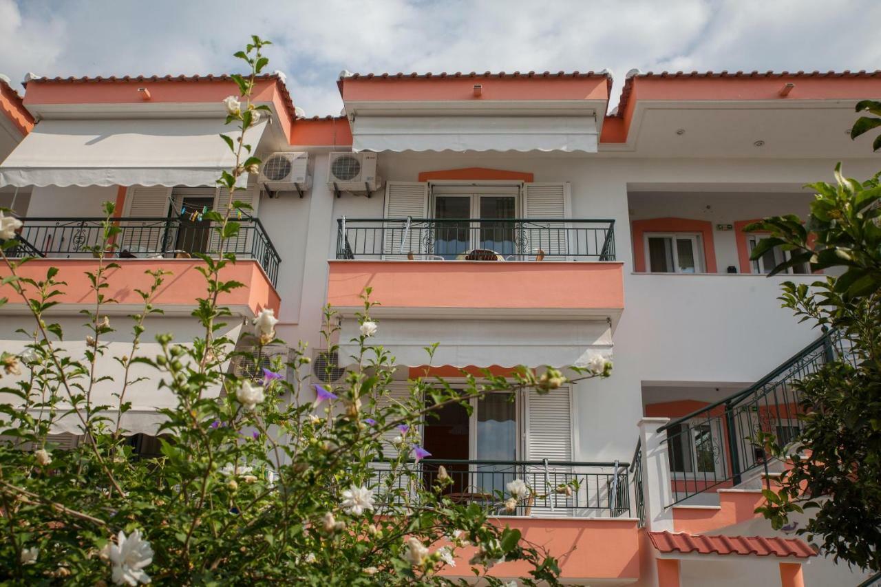 Marmaron Rooms Agiokampos  Ngoại thất bức ảnh