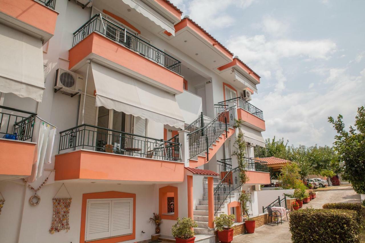 Marmaron Rooms Agiokampos  Ngoại thất bức ảnh