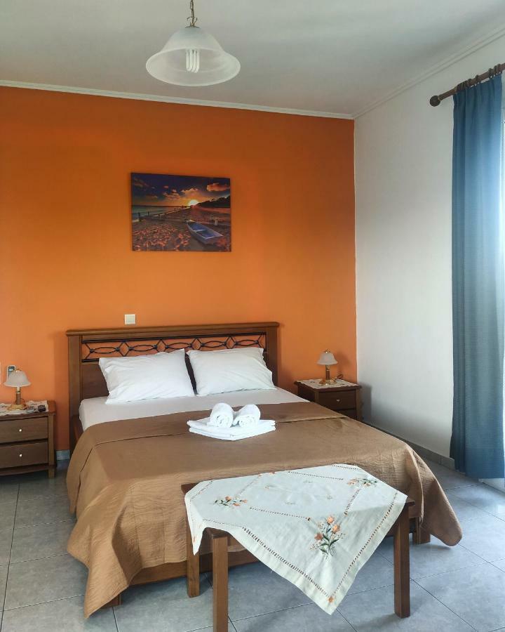 Marmaron Rooms Agiokampos  Ngoại thất bức ảnh